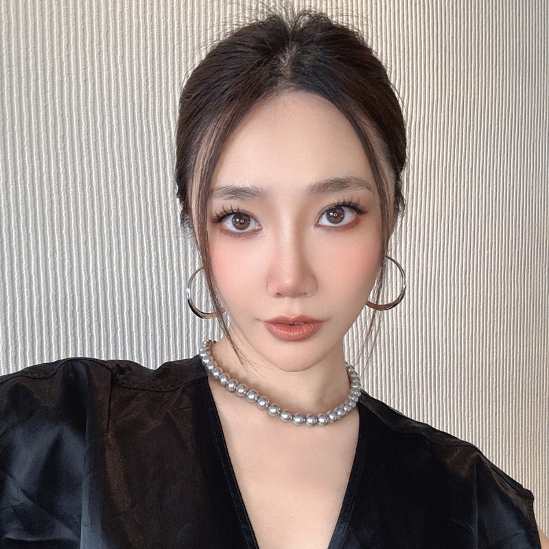 18KGP 倪妮風灰真珠ネック