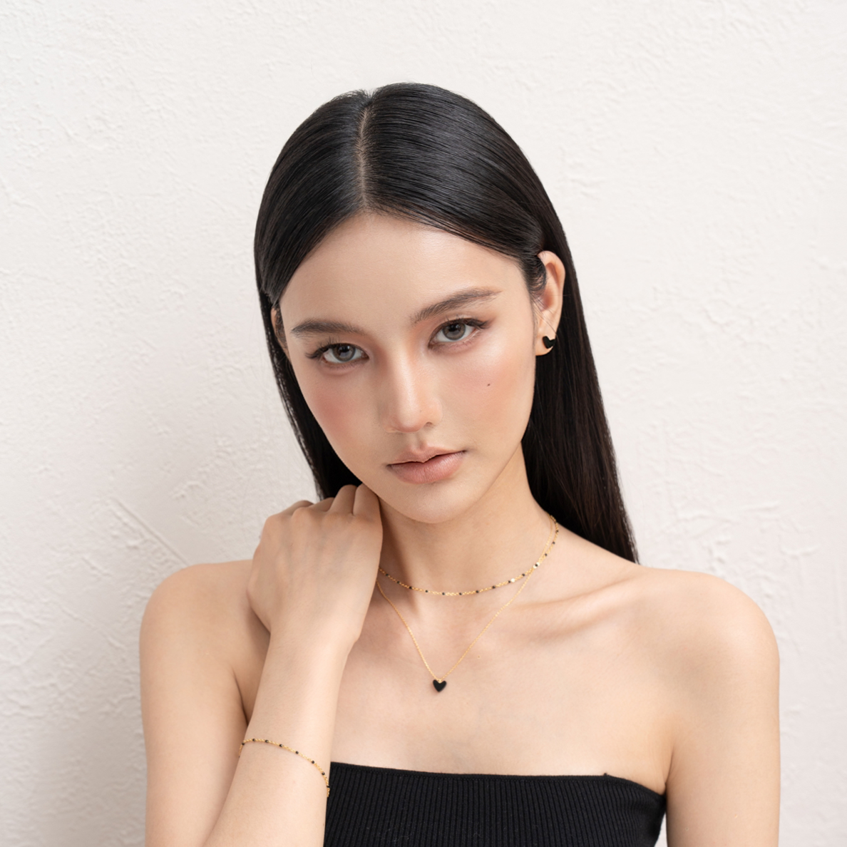 18KGP 黒瑪瑙小ハートピアス