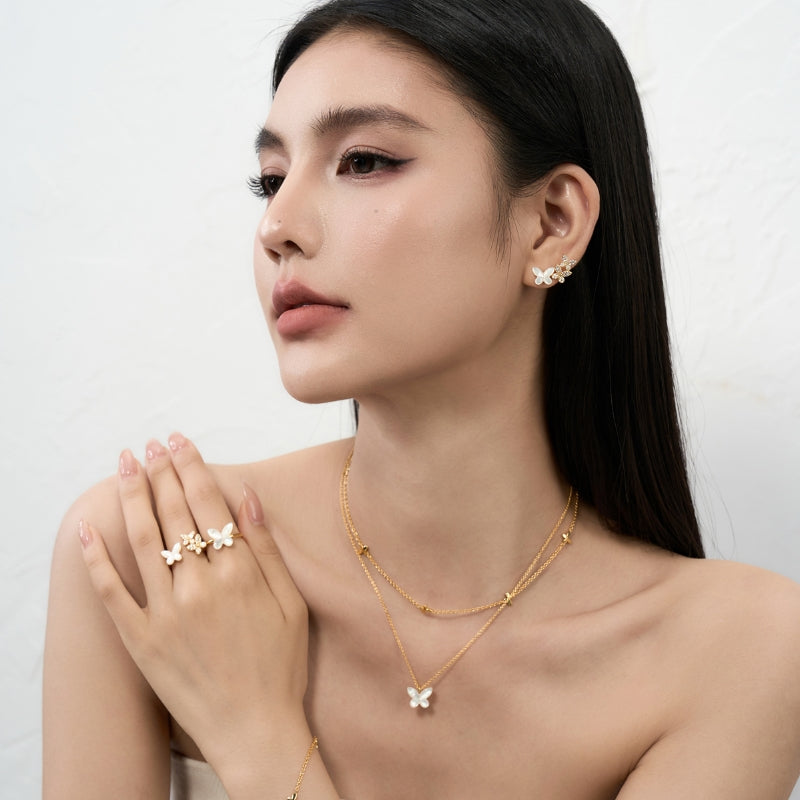 18KGP 白蝶貝蝶ピアス