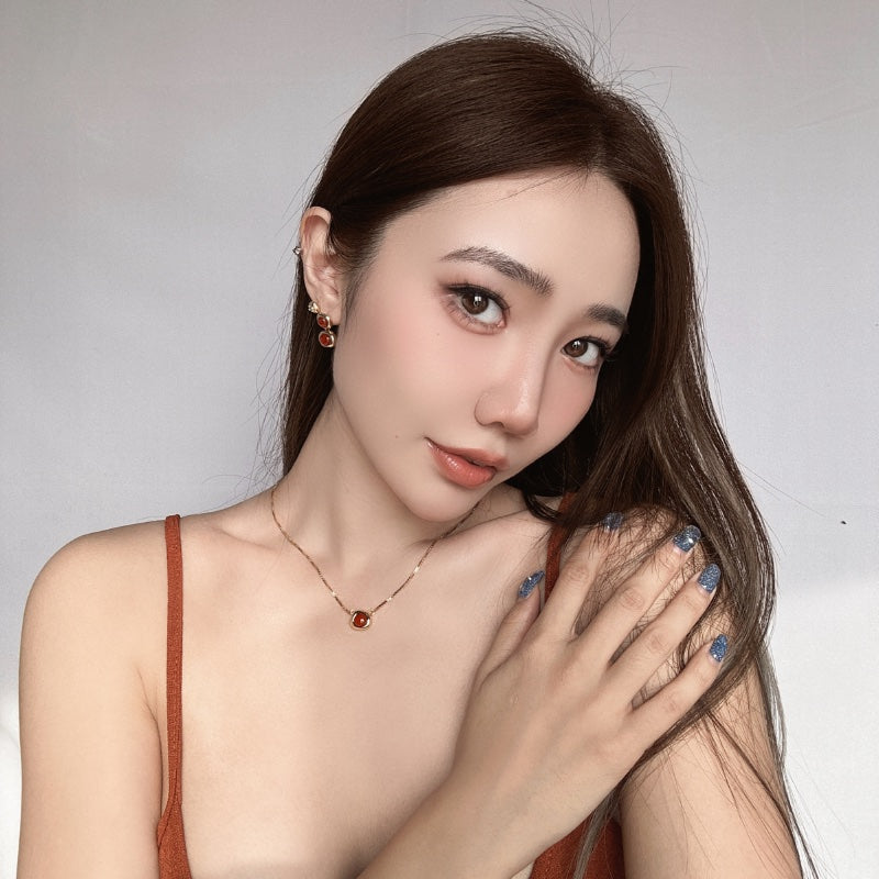 紅瑪瑙楕円メッキネックレス