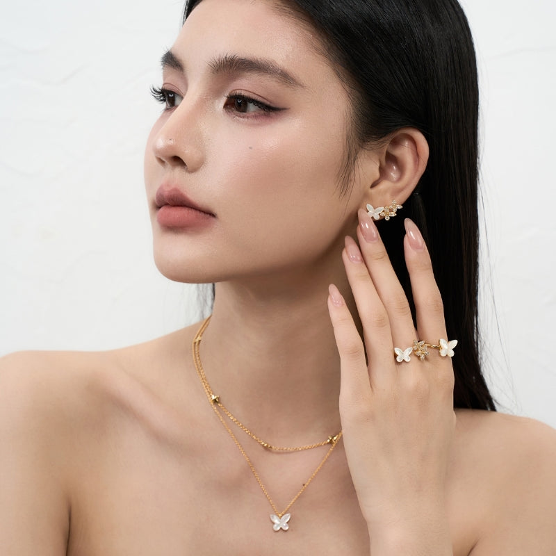 白蝶貝蝶メッキピアス