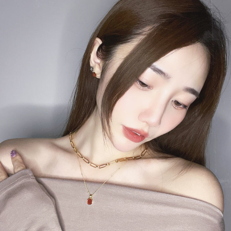 紅瑪瑙白蝶貝ハートゴールドピアス