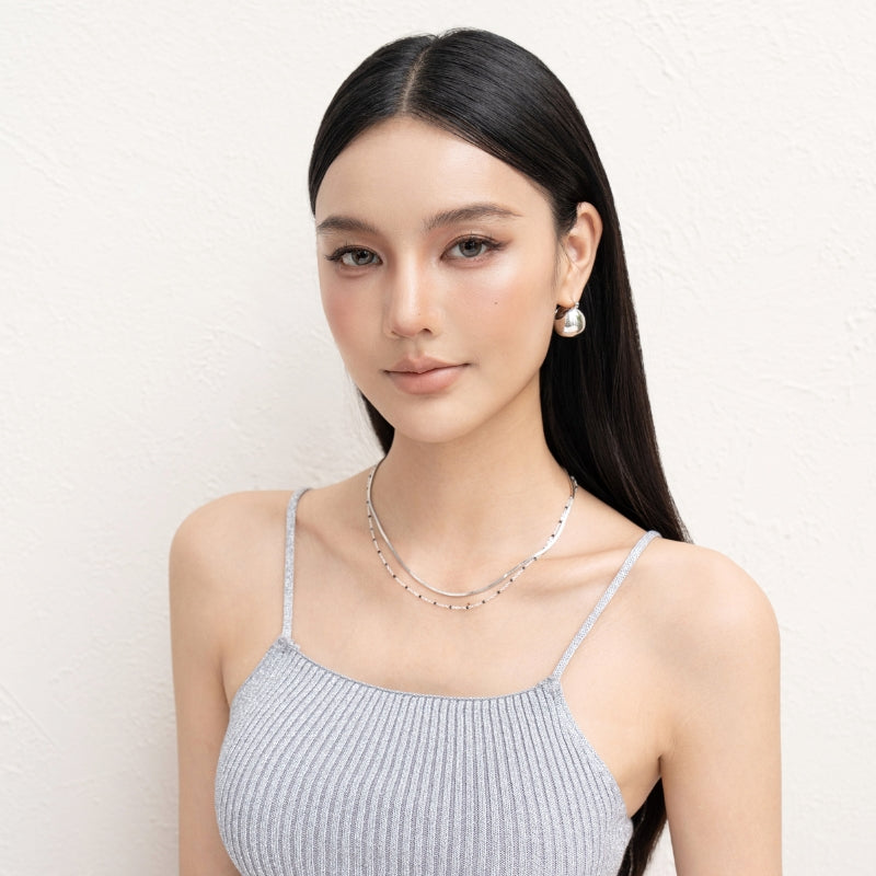 インス風大球光沢ピアス