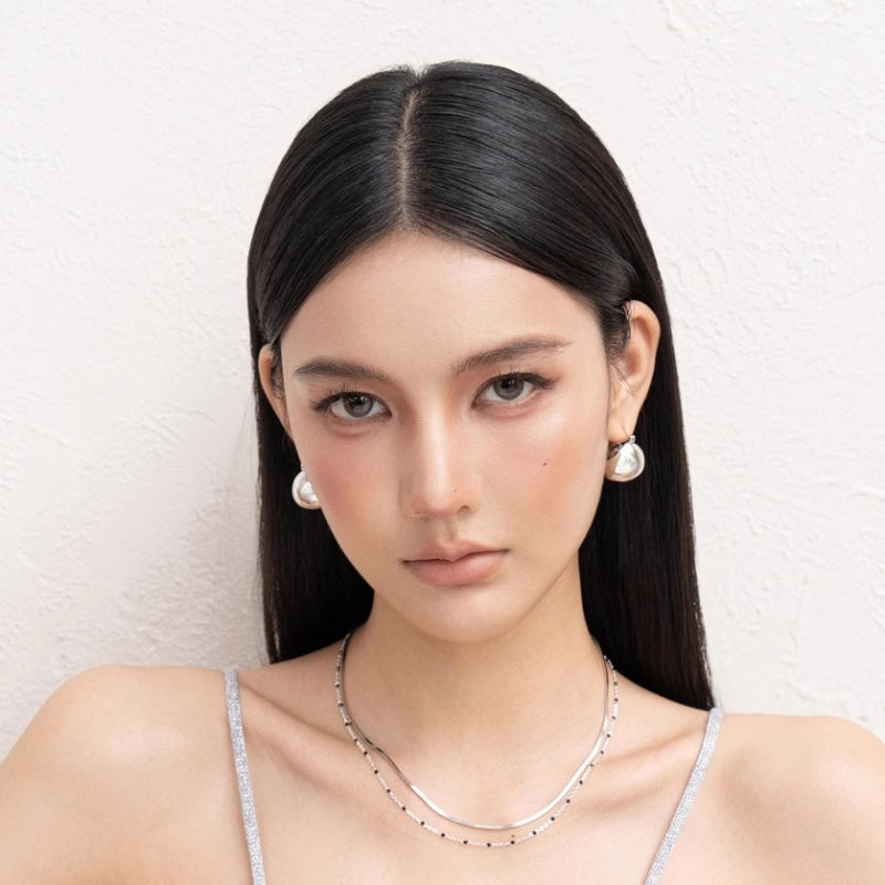 インス風大球光沢ピアス