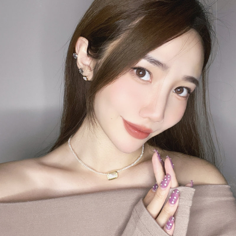 紅瑪瑙白蝶貝ハートゴールドピアス