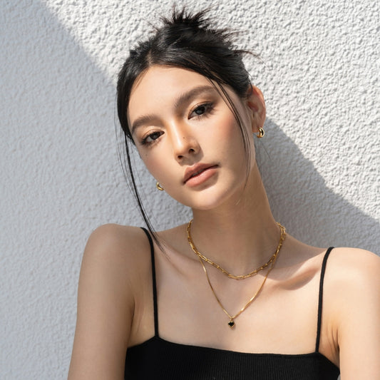 18KGP C 型水滴ミニピアス