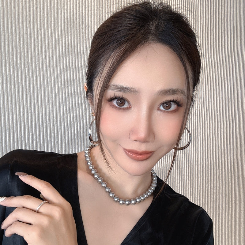 18KGP 倪妮風灰真珠ネック
