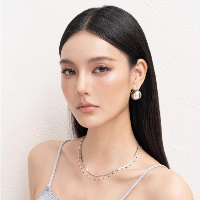 インス風大球光沢ピアス