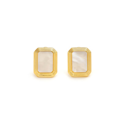 黒瑪瑙角形メッキピアス