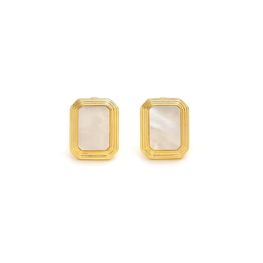 黒瑪瑙角形メッキピアス