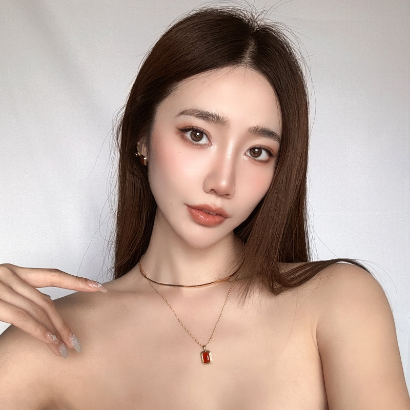 紅瑪瑙角形メッキピアス