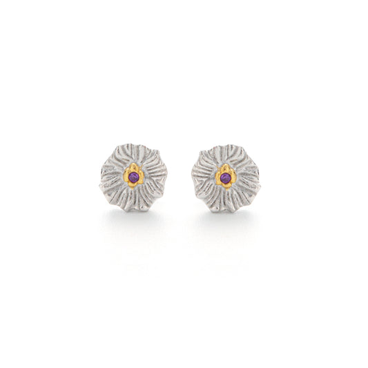 春夏デイジー銀ピアス