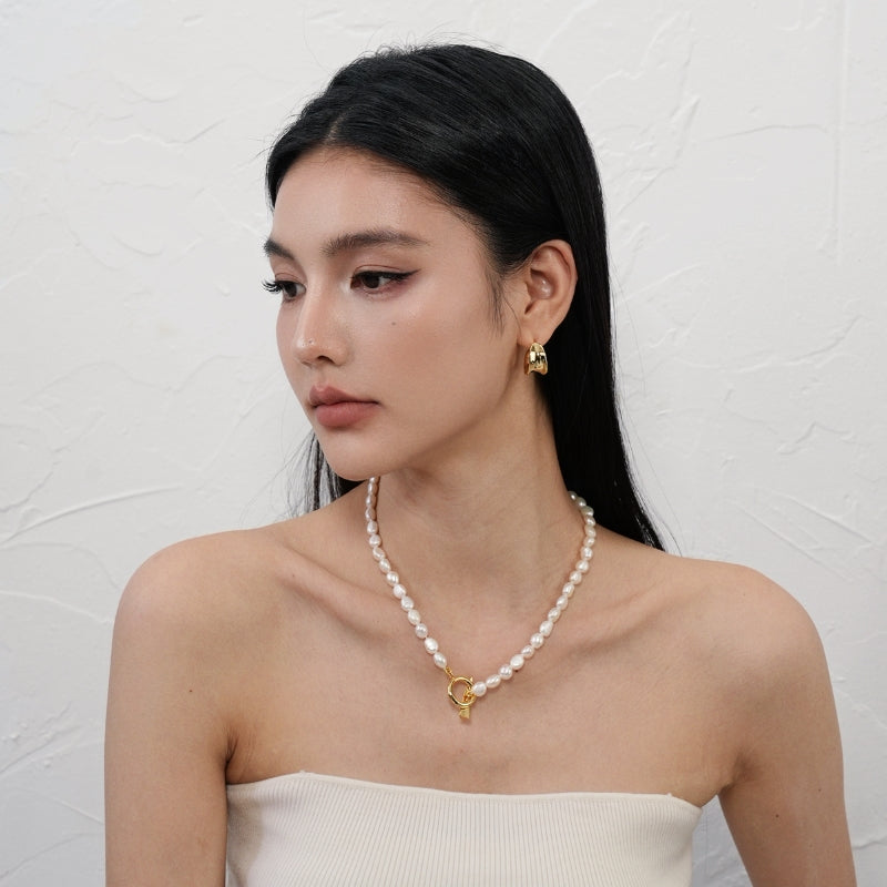 大女主風 C 形メッキ耳饰